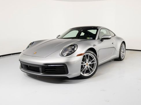 Certified 2024 Porsche 911 Carrera image 6