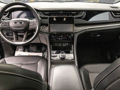 Used 2024 Jeep Grand Cherokee Limited 4xe image 32