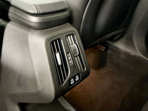 Used 2025 BMW X1 xDrive28i w/ Technology Package image 24