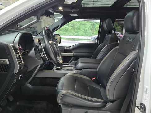 Used 2018 Ford F150 Raptor w/ Equipment Group 802A Luxury AWD/4WD image 21