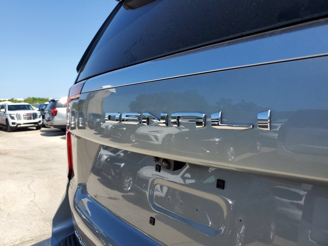 New 2026 GMC Yukon Denali RWD image 9