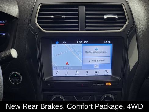 Used 2018 Ford Explorer XLT w/ Equipment Group 202A AWD/4WD image 21