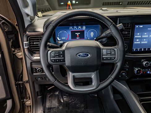 Used 2026 Ford F350 Lariat w/ Lariat Ultimate Package image 14