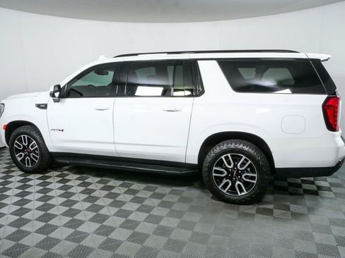 Used 2021 GMC Yukon XL AT4 w/ Technology Package AWD/4WD image 31