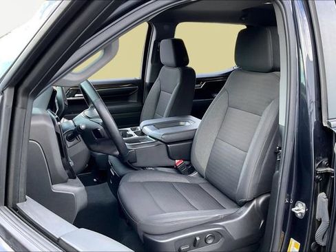 Used 2024 Chevrolet Silverado 1500 LT image 14