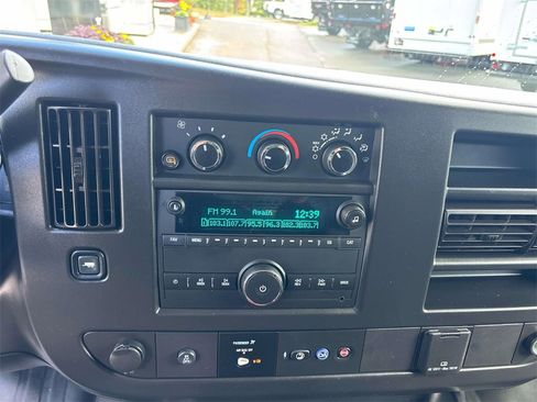 Used 2023 GMC Savana 2500 w/ Driver Convenience Package image 19
