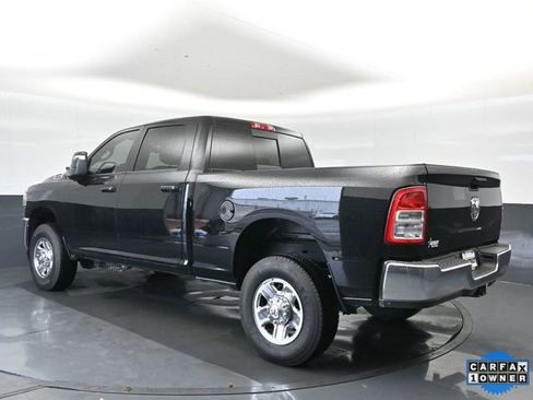 Used 2024 RAM 2500 Tradesman w/ Chrome Appearance Group image 6