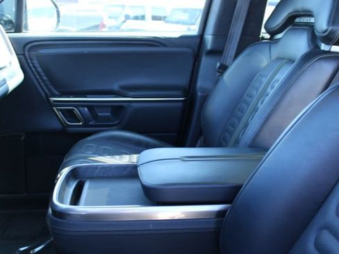 Used 2024 Rivian R1S Adventure AWD/4WD image 41
