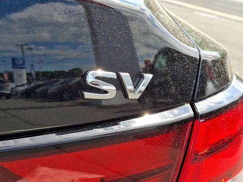 Used 2023 Nissan Sentra SV w/ SV Premium Package FWD image 32