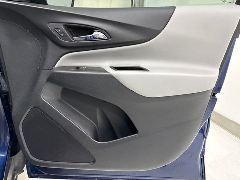 Used 2022 Chevrolet Equinox LS image 7