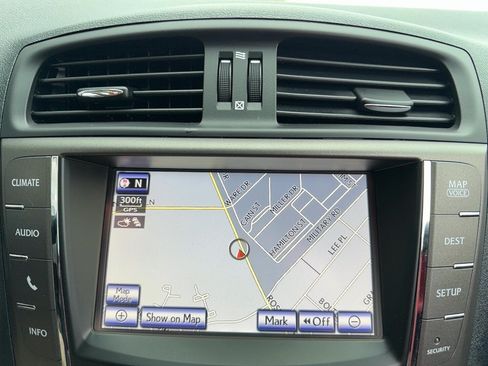 Used 2015 Lexus IS 350C w/ Luxury Package RWD image 8