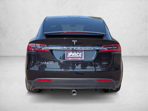 Used 2018 Tesla Model X 100D AWD/4WD image 7
