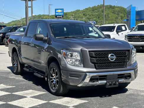 Used 2021 Nissan Titan SV w/ SV Convenience Package AWD/4WD image 1