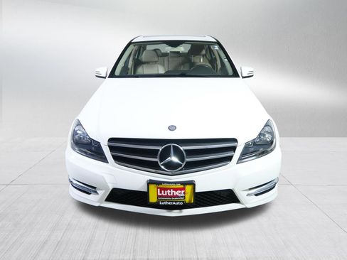 Used 2014 Mercedes-Benz C 300 4MATIC Sedan image 2