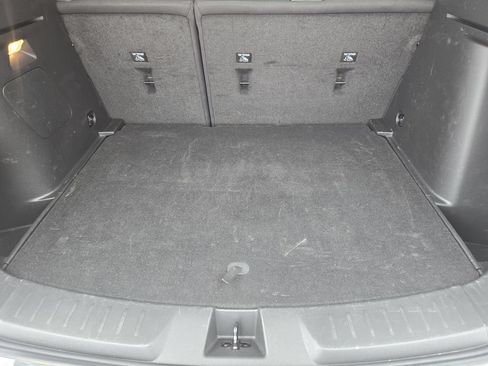 Used 2023 Chevrolet TrailBlazer LT FWD image 32