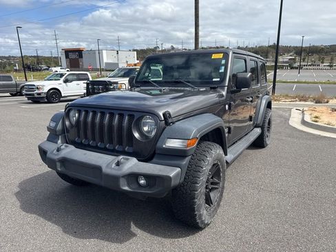 Used 2018 Jeep Wrangler Unlimited Sport image 6