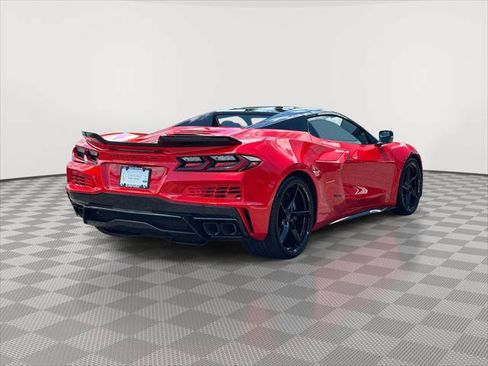 Used 2025 Chevrolet Corvette E-Ray AWD/4WD image 3