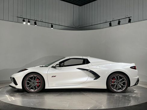 Used 2023 Chevrolet Corvette Stingray Premium Conv RWD image 3
