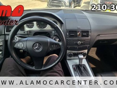 Used 2008 Mercedes-Benz C 300 Sedan image 32