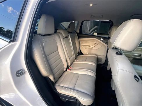 Used 2017 Ford Escape Titanium FWD image 27