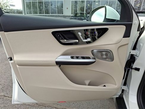 New 2026 Mercedes-Benz GLC 300 4MATIC image 11