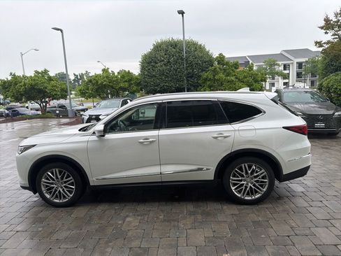 Used 2023 Acura MDX SH-AWD w/ Advance Package image 22