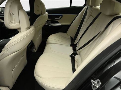 Certified 2026 Mercedes-Benz E 350 4MATIC Sedan image 19