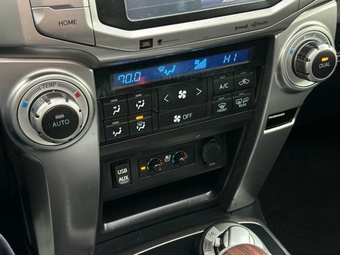 Used 2016 Toyota 4Runner Limited image 34