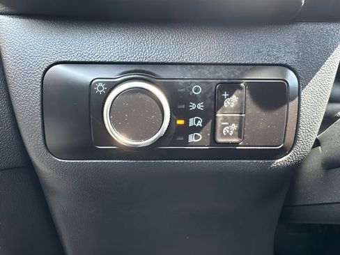 Used 2025 Ford Escape Active AWD/4WD image 22