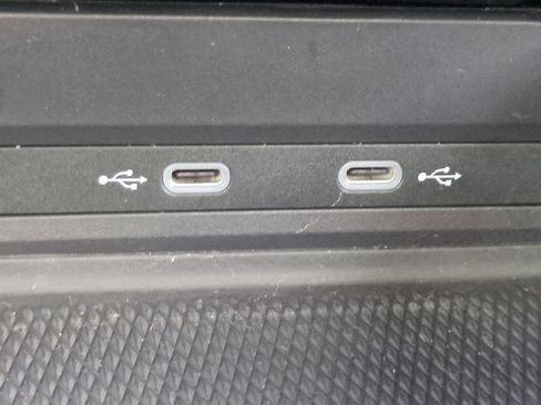 Used 2024 Volkswagen Atlas Cross Sport SE w/ Panoramic Sunroof Package image 21