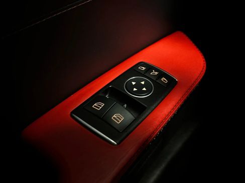 Used 2017 Mercedes-Benz AMG GT S image 25