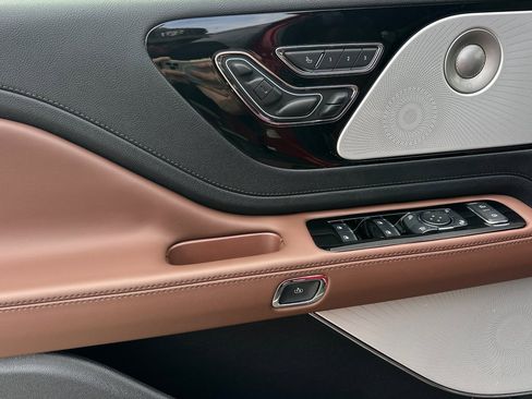 New 2026 Lincoln Aviator Reserve image 10