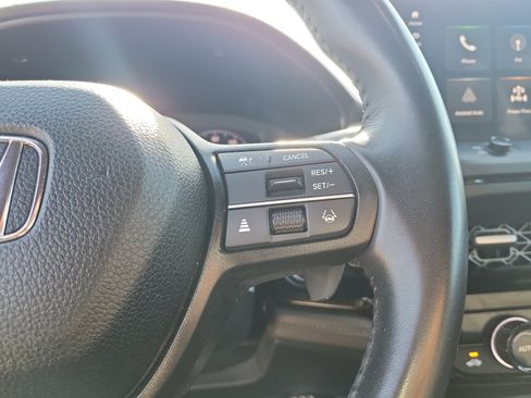 Used 2025 Honda Accord Sport image 27