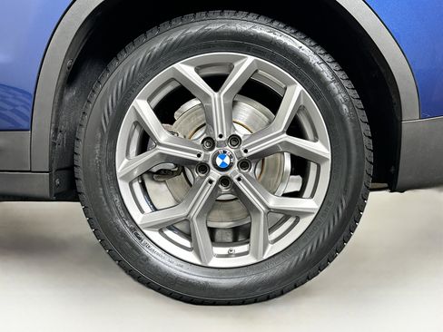 Used 2023 BMW X3 xDrive30i w/ Premium Package image 11