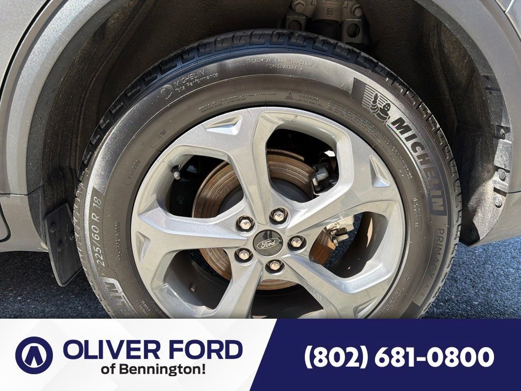 Used 2025 Ford Escape ST-Line AWD/4WD image 12