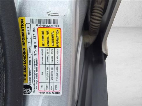 Used 2018 Ford Focus SE FWD image 24