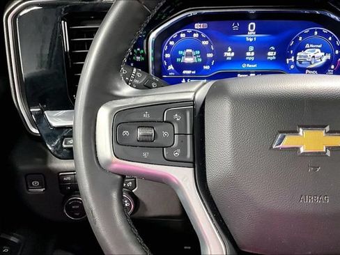 Used 2024 Chevrolet Silverado 2500 LTZ w/ LTZ Premium Package AWD/4WD image 12