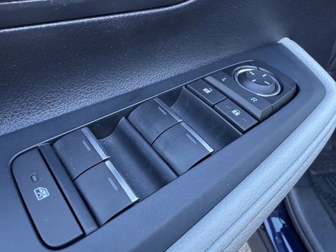 Used 2025 Toyota Grand Highlander XLE image 10