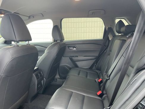 Used 2026 Nissan Rogue SL FWD image 13