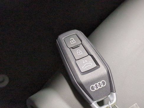 New 2026 Audi SQ5 Premium Plus image 40