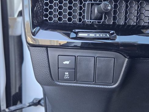 Used 2024 Honda CR-V EX-L image 23