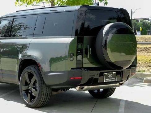 New 2026 Land Rover Defender 130 S AWD/4WD image 15