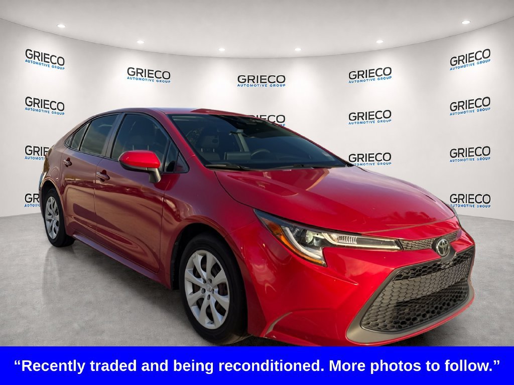Used 2021 Toyota Corolla LE FWD image 1