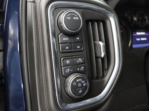 Used 2023 Chevrolet Silverado 2500 LTZ w/ Gooseneck/5TH Wheel Package AWD/4WD image 42