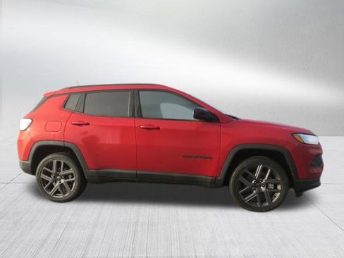 New 2026 Jeep Compass Latitude image 2