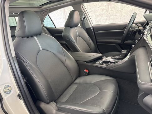 Used 2020 Toyota Camry XSE image 53