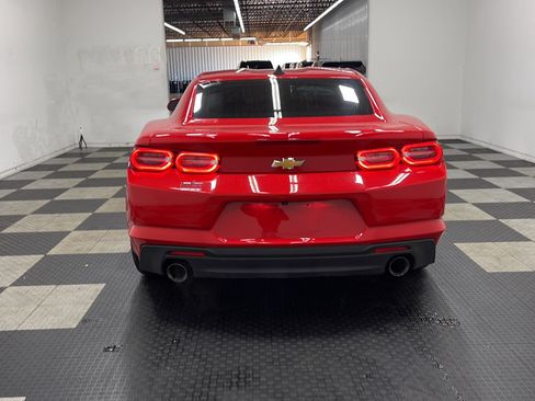 Used 2023 Chevrolet Camaro LT RWD image 15
