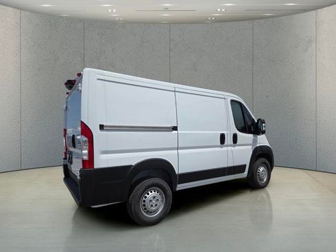 New 2026 RAM ProMaster 1500 w/ Convenience Group FWD image 4