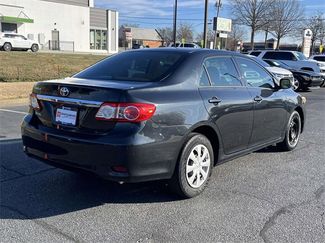 Used 2013 Toyota Corolla LE video 3