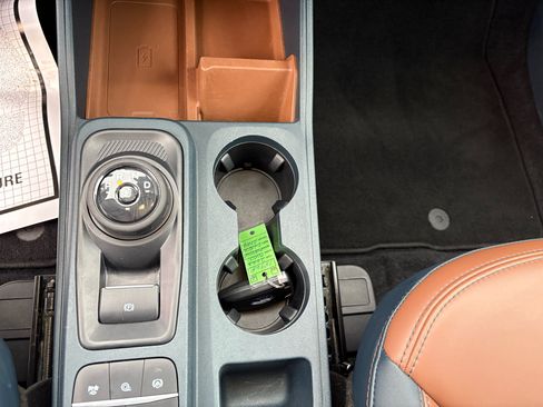 Used 2023 Ford Maverick Lariat w/ Lariat Luxury Package image 31